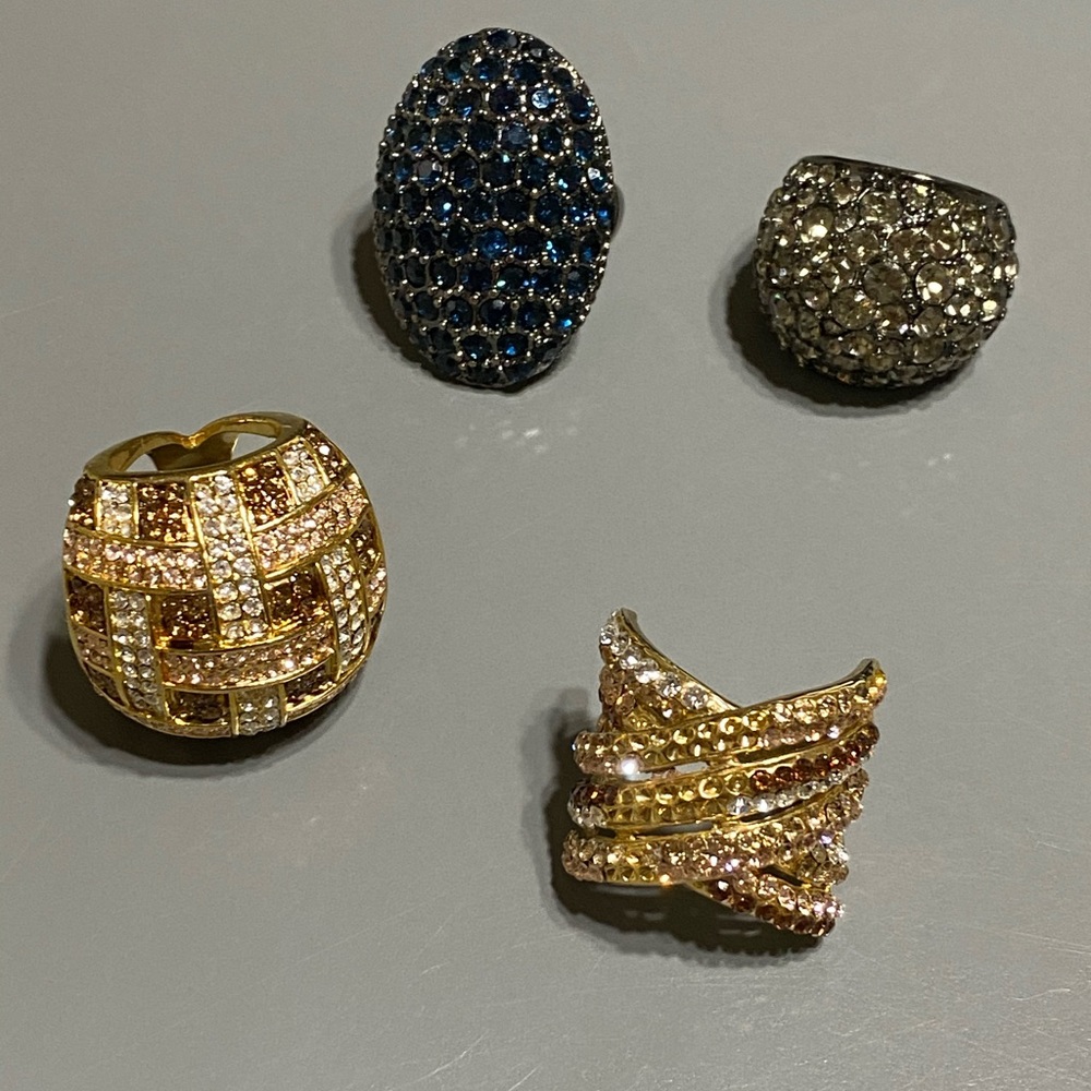 Bundle of rings